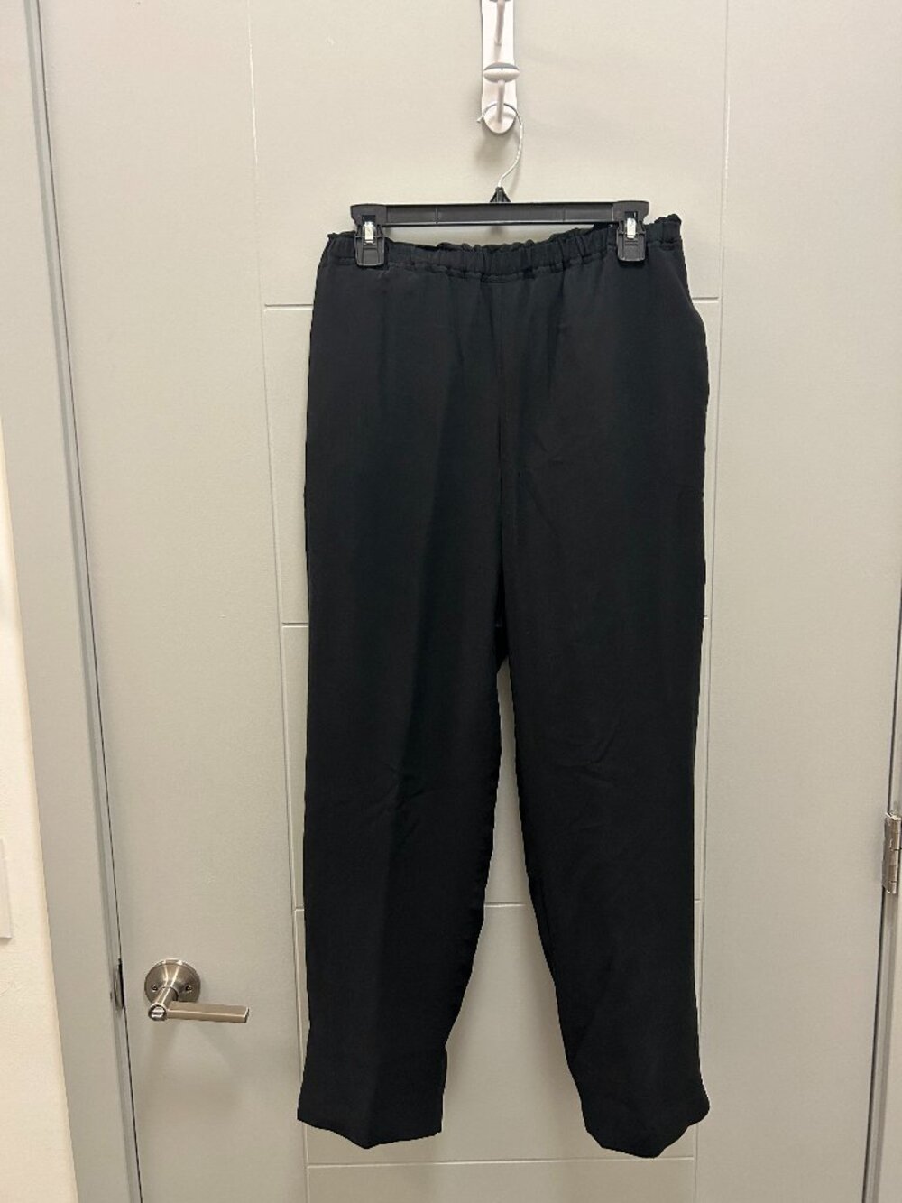 Anna & Frank 100% Silk Pants Women’s M Black Pull On Elastic Waist Straight Leg